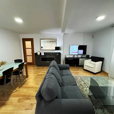 Barbastro Apartment